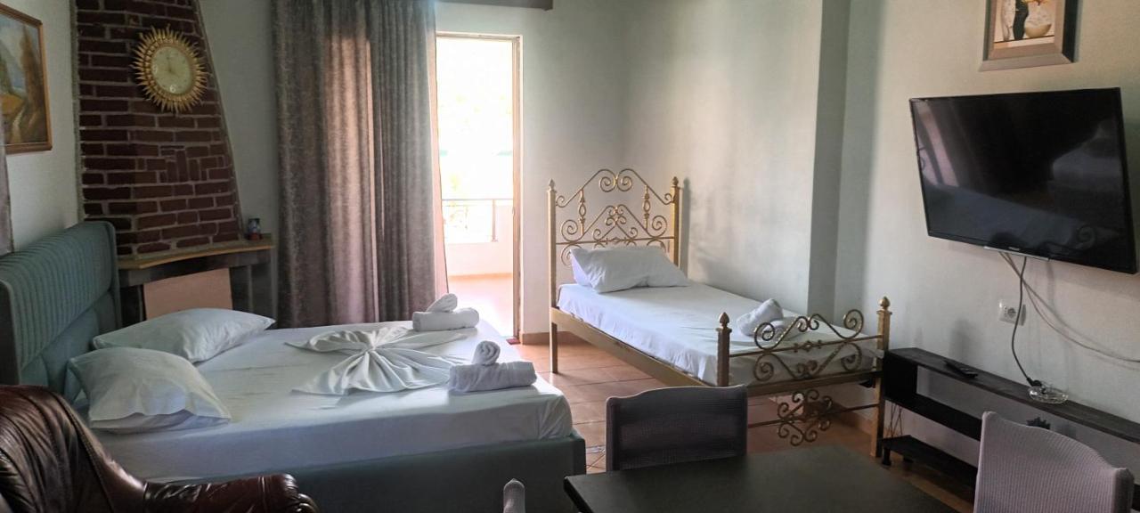 Apartments Resul Pushi Ксамил Екстериор снимка